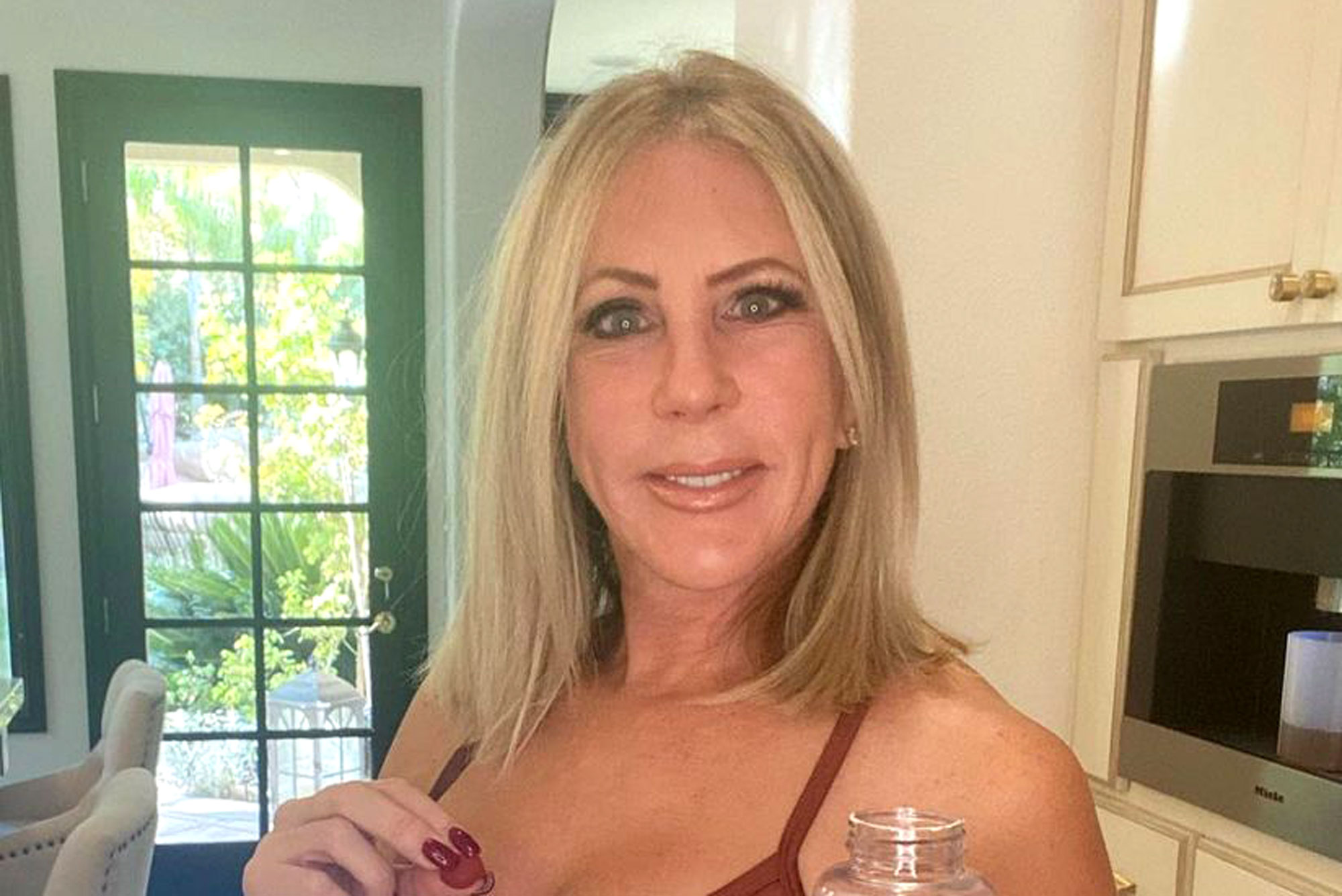 ahmad faiez add vicki gunvalson nude image