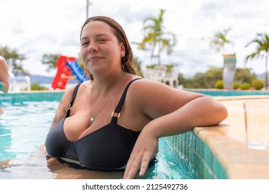 alicia cheong add big tits at the pool photo