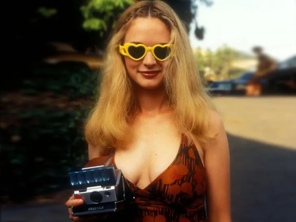 carrie beatty add heather graham full frontal photo