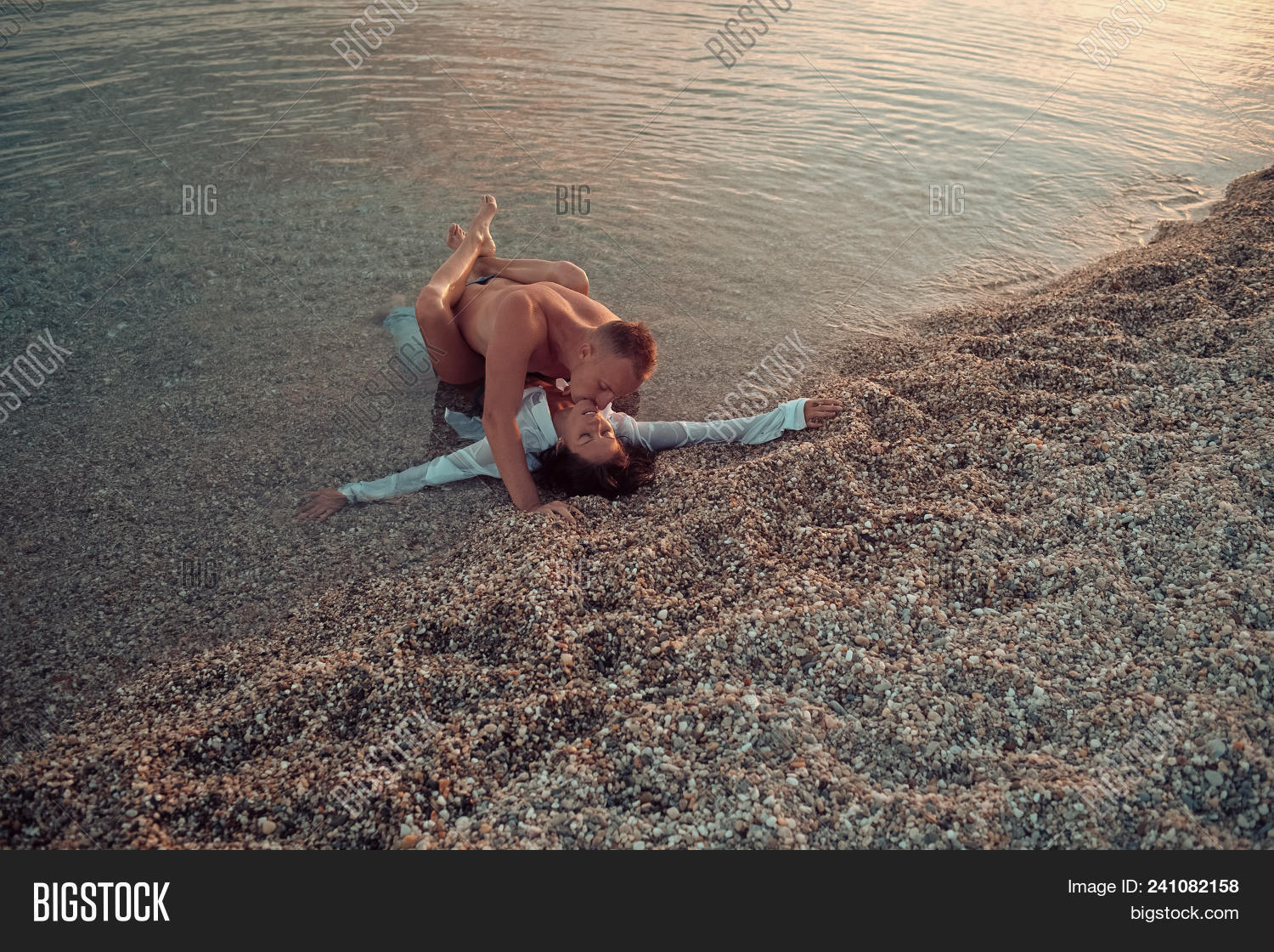 bill hunnicutt add making love on the beach photo