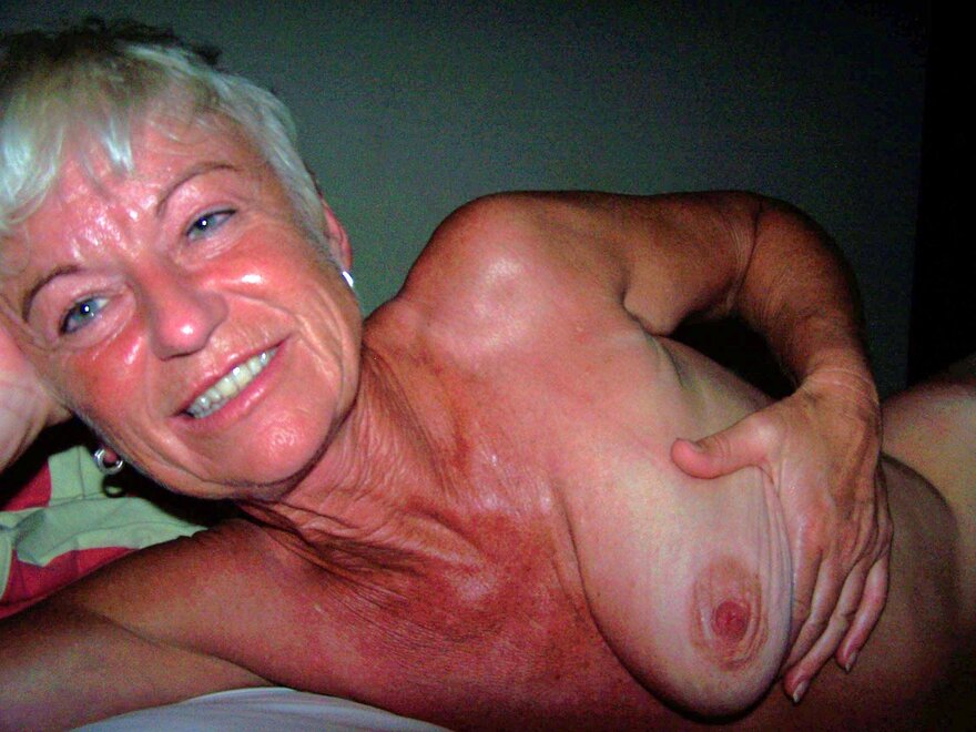 david larking add Busty lesbian facesitting photo